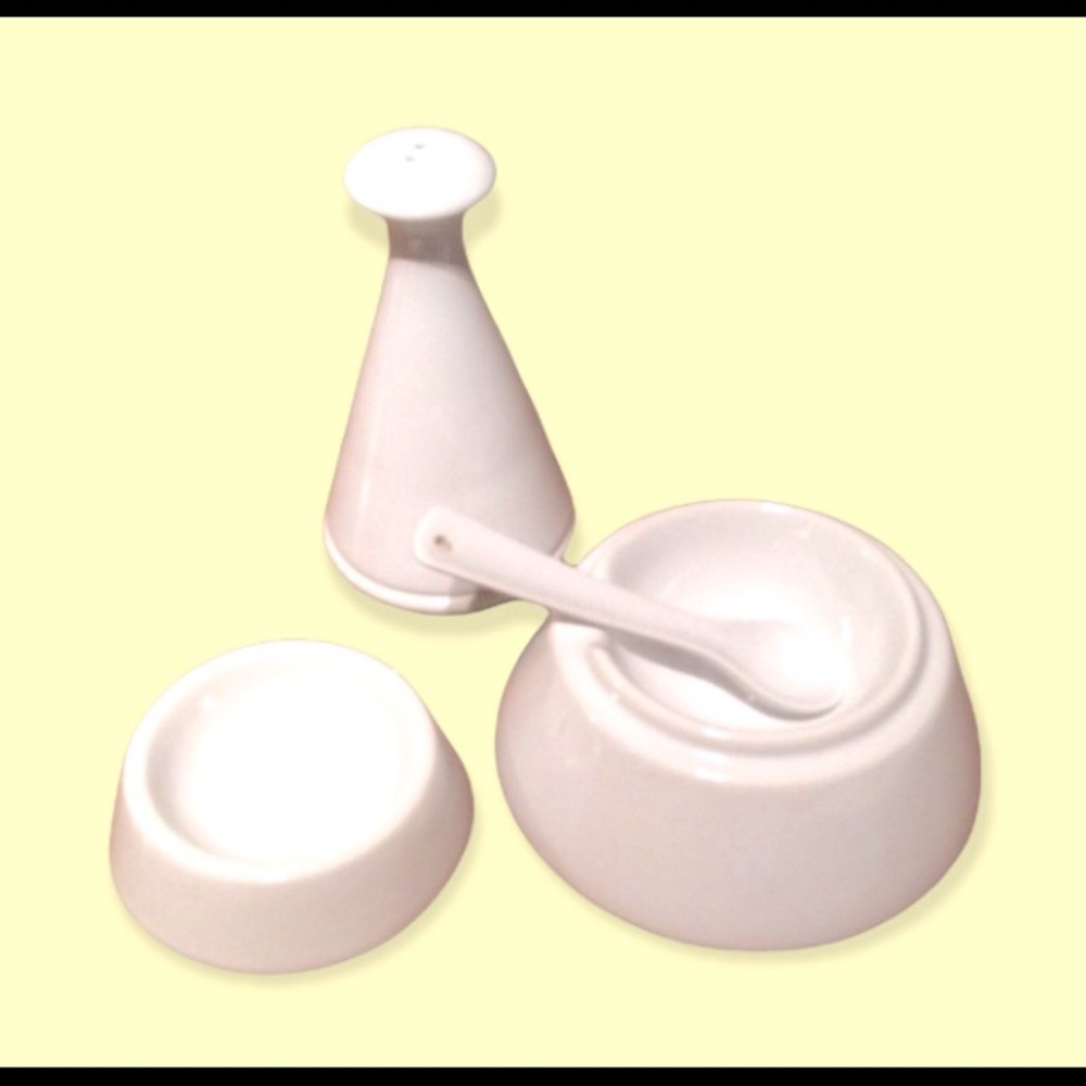 Ceramic condiment set serving set NWOT